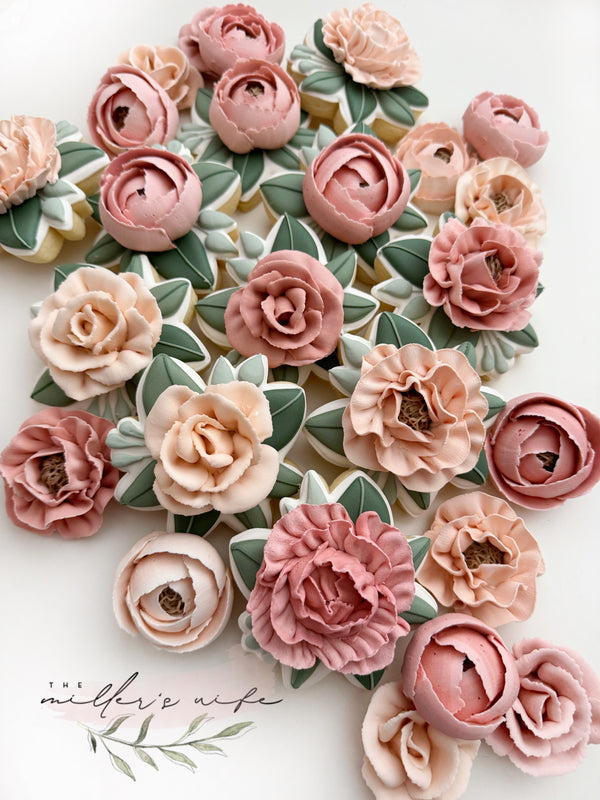 Master Class: Royal Icing Florals with The Miller's Wife